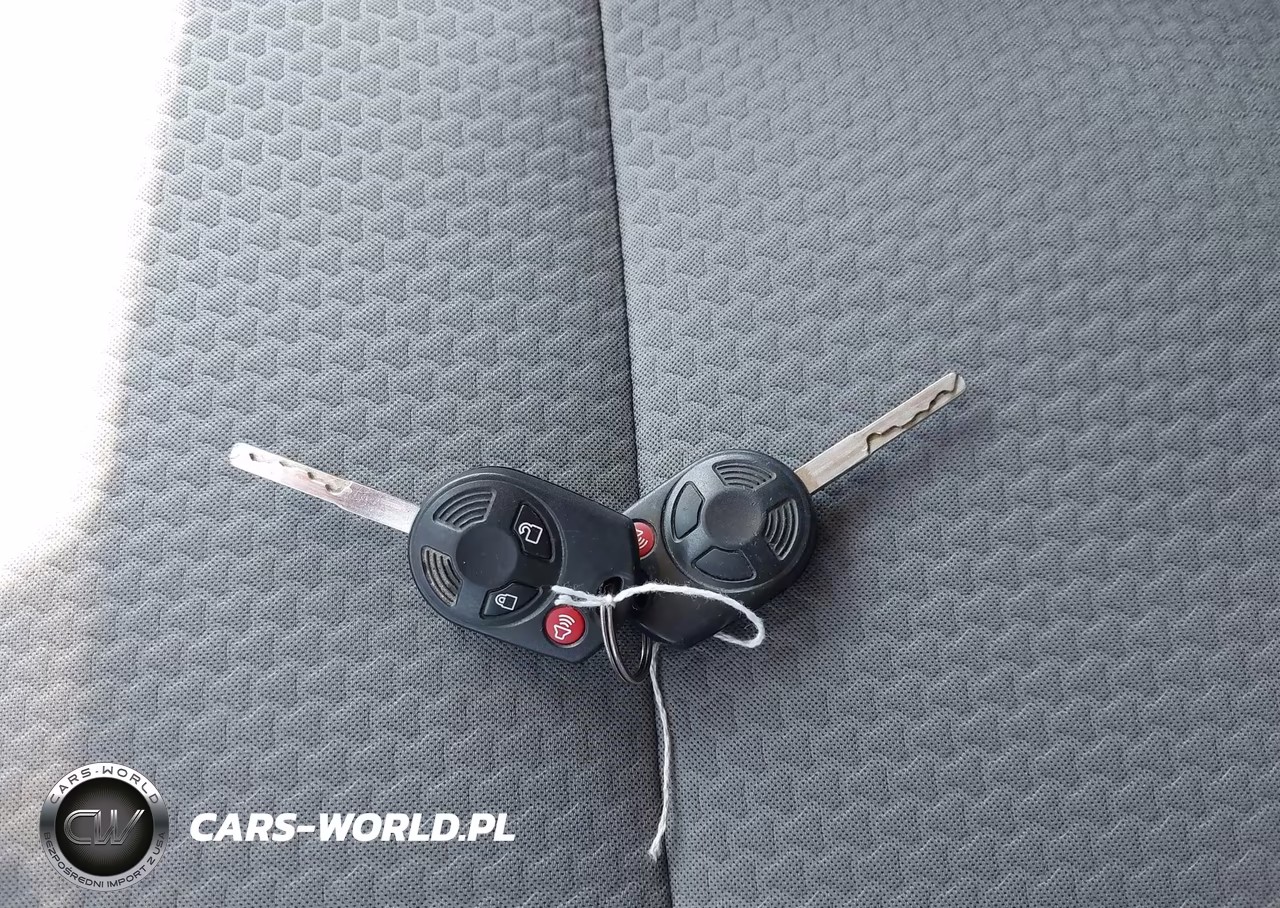 2017 Ford Escape Se VIN:1FMCU9GD8HUA86575 - 11