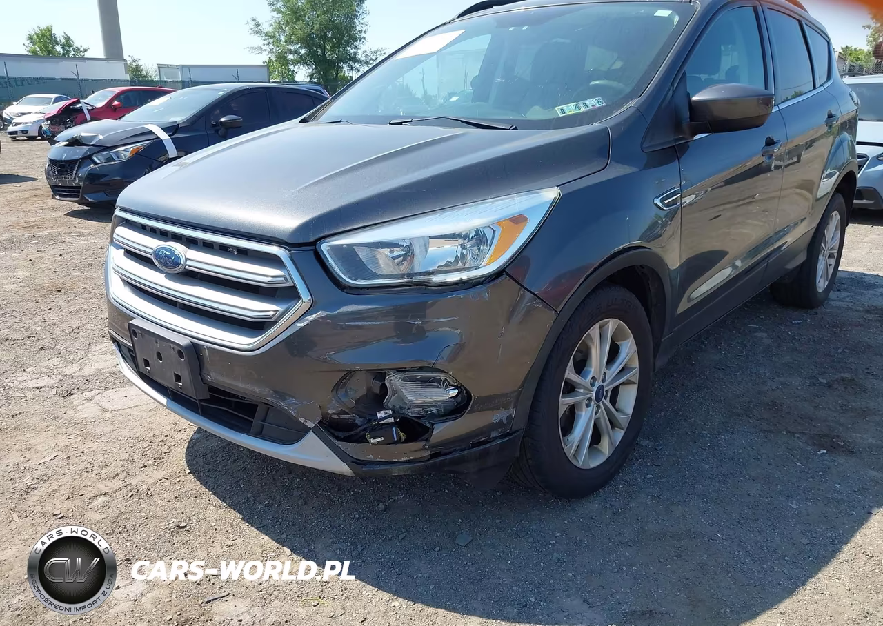 2017 Ford Escape Se VIN:1FMCU9GD8HUA86575 - 6