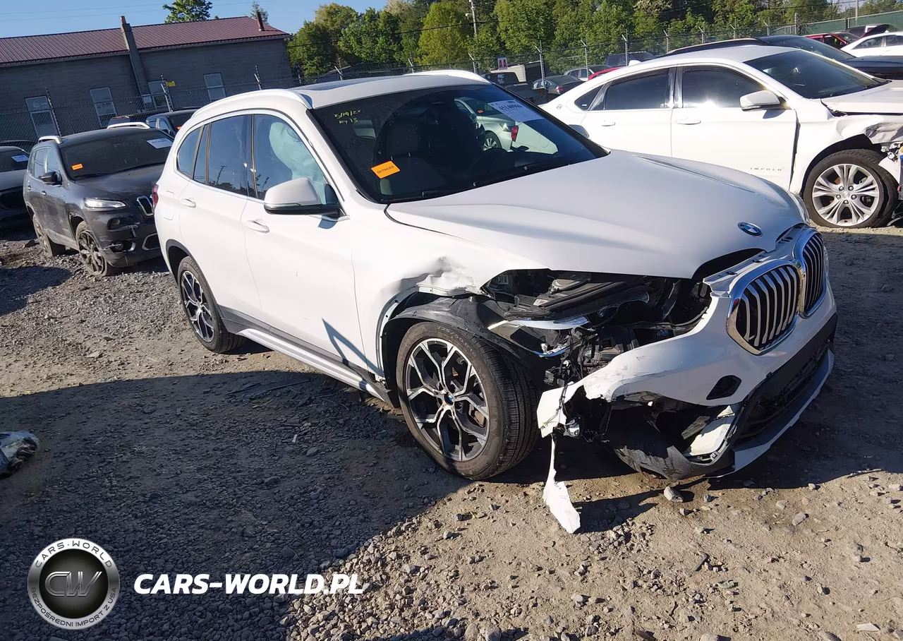 2021 BMW X1 xDrive28I – zdjęcie 1 z 16
