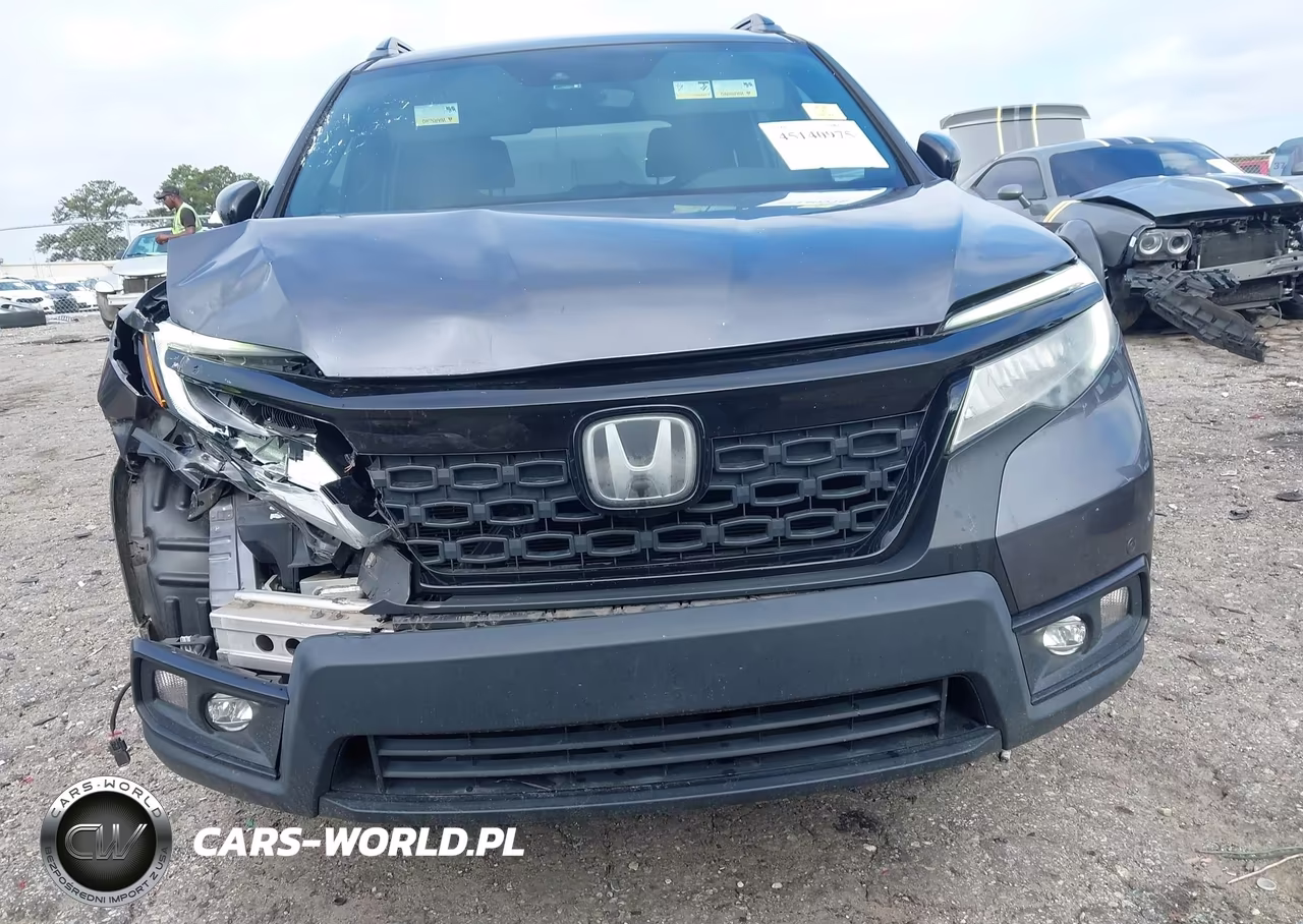 2019 Honda Passport Touring VIN:5FNYF7H95KB010573 - 12