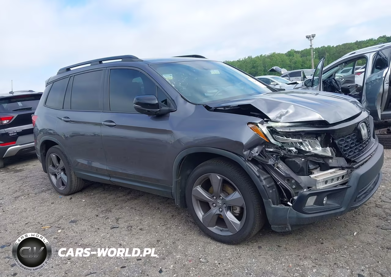 2019 Honda Passport Touring VIN:5FNYF7H95KB010573 - 13