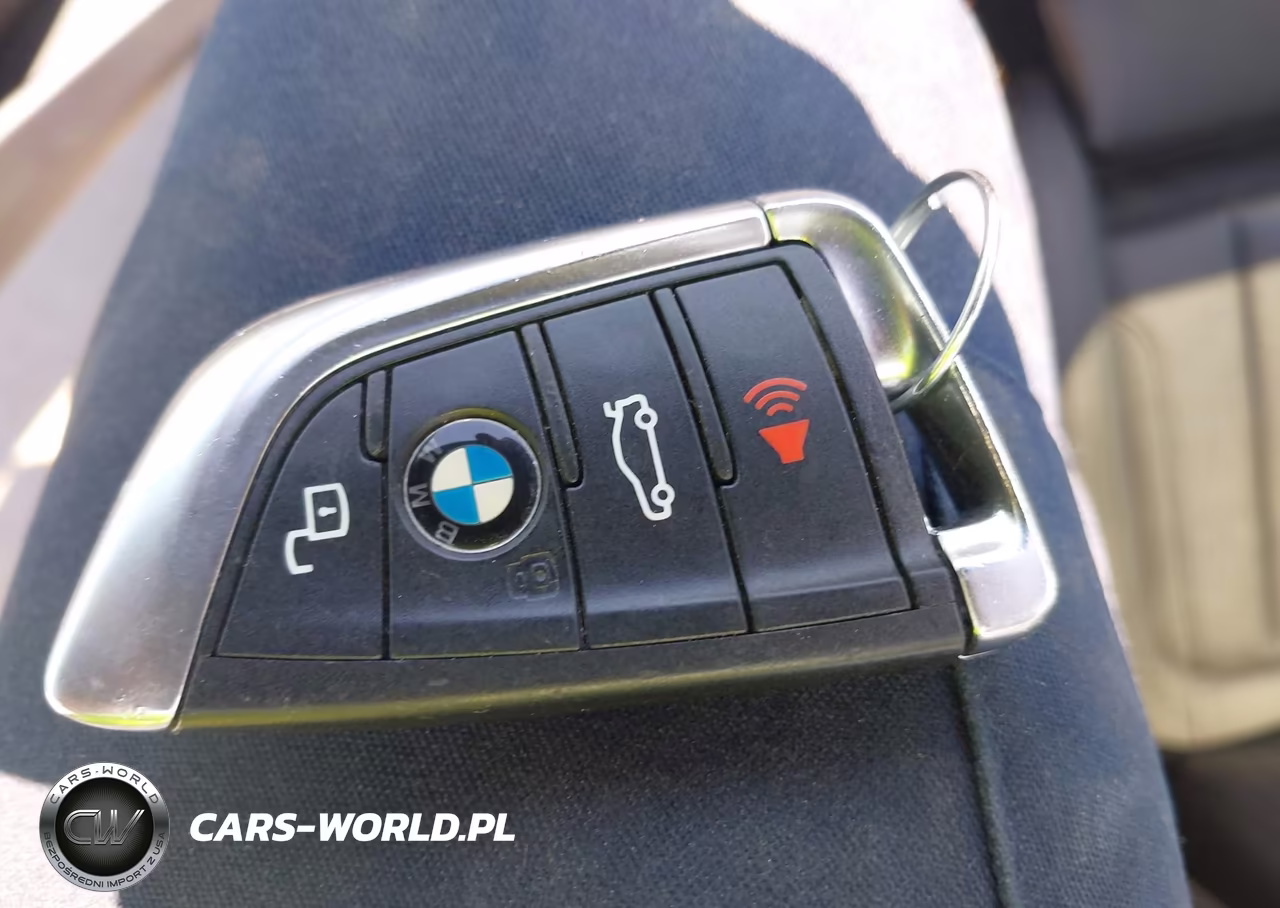 2019 BMW 330I xDrive VIN:3MW5R7J51K8B02850 - 11