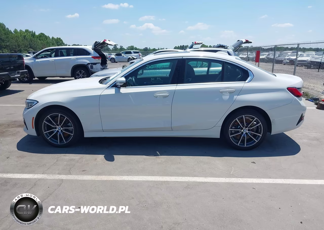 2019 BMW 330I xDrive VIN:3MW5R7J51K8B02850 - 14