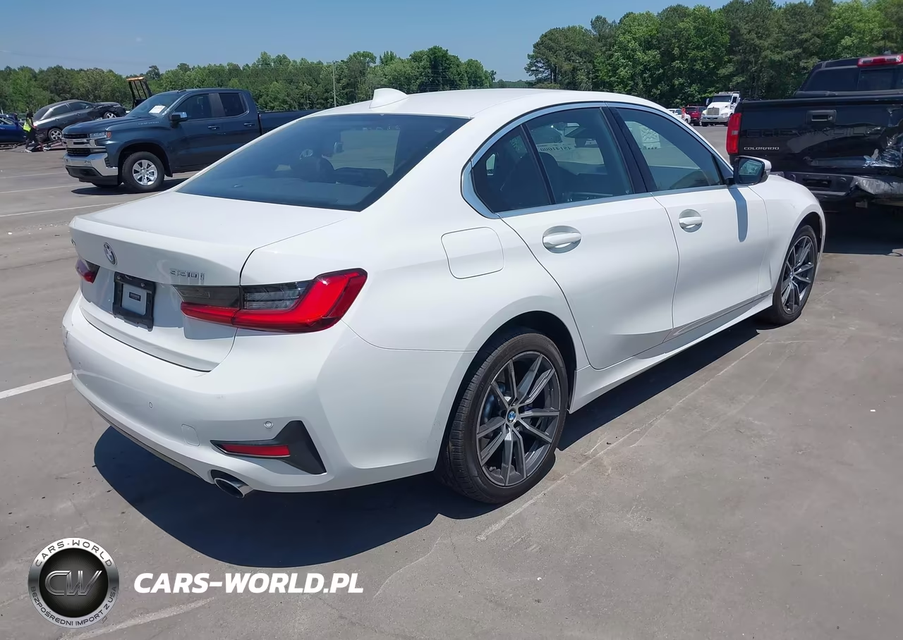 2019 BMW 330I xDrive VIN:3MW5R7J51K8B02850 - 4