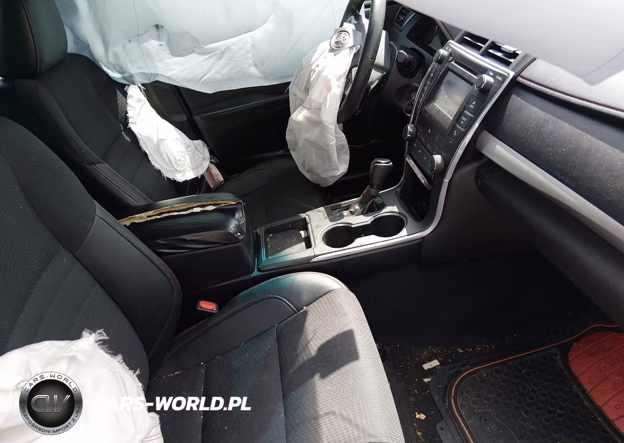 2017 Toyota Camry Se VIN:4T1BF1FK1HU660876 - 5