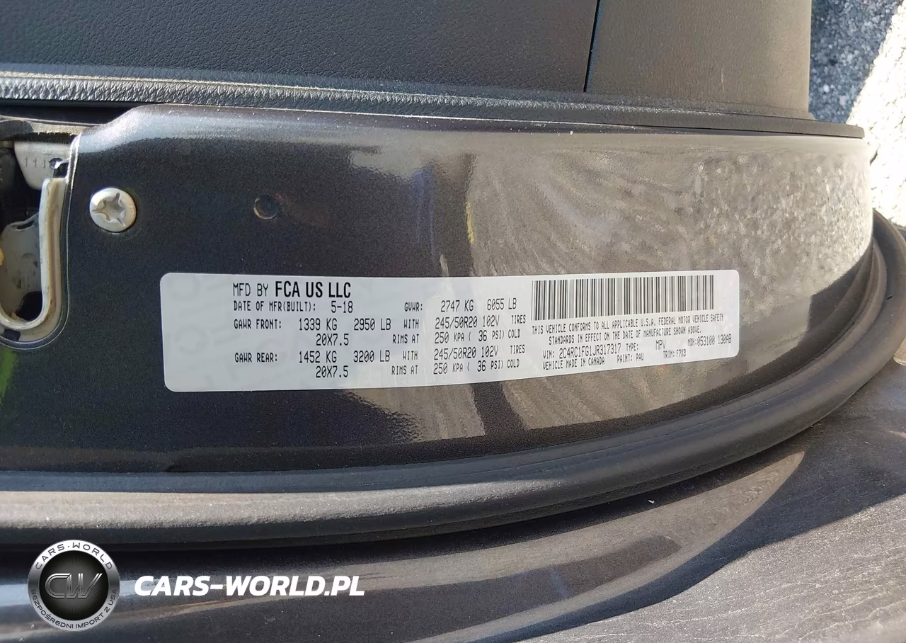 2018 Chrysler Pacifica Touring Plus VIN:2C4RC1FG1JR317317 - 9