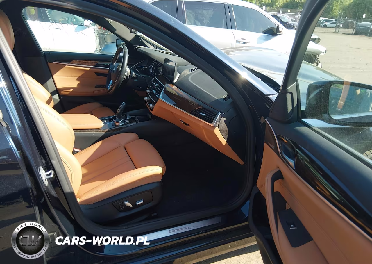 2019 BMW 530I xDrive VIN:WBAJA7C50KG909848 - 5