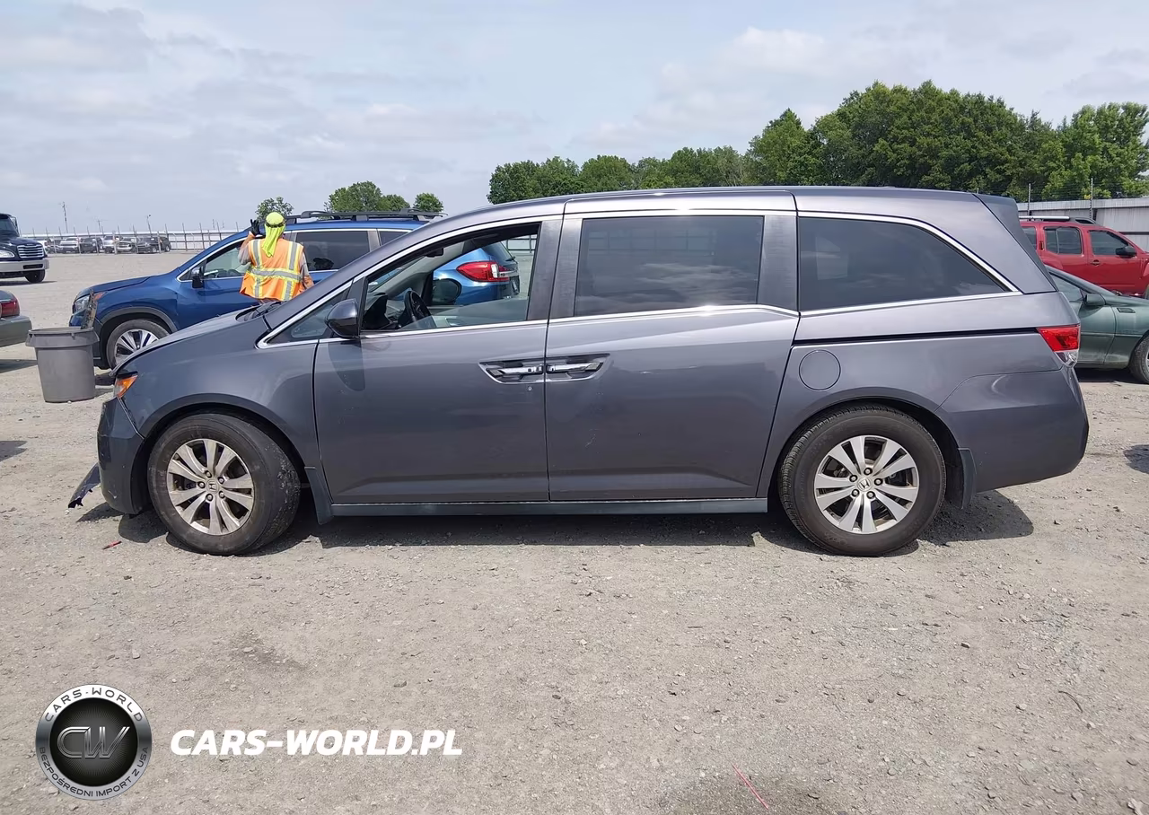 2015 Honda Odyssey Ex-L VIN:5FNRL5H68FB077780 - 14