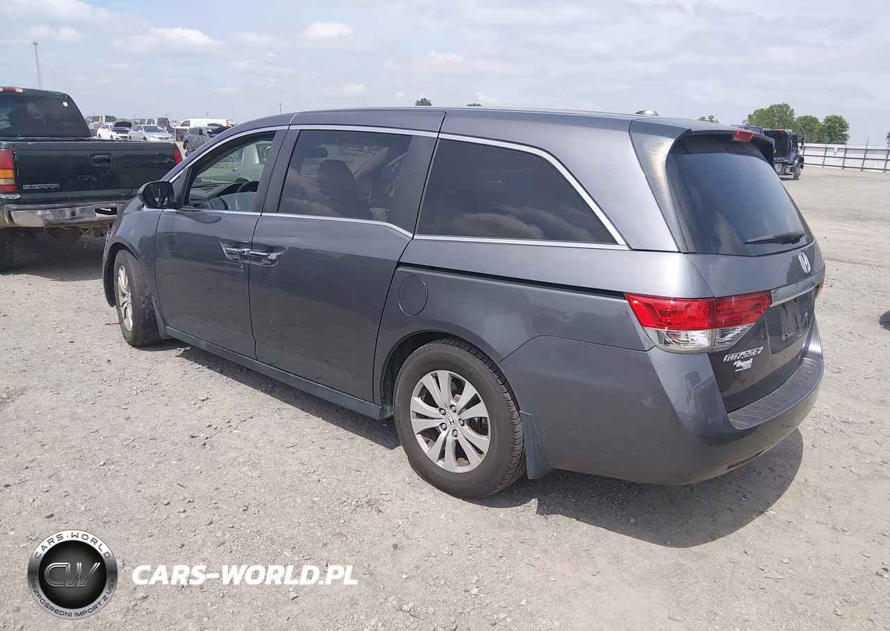 2015 Honda Odyssey Ex-L VIN:5FNRL5H68FB077780 - 3