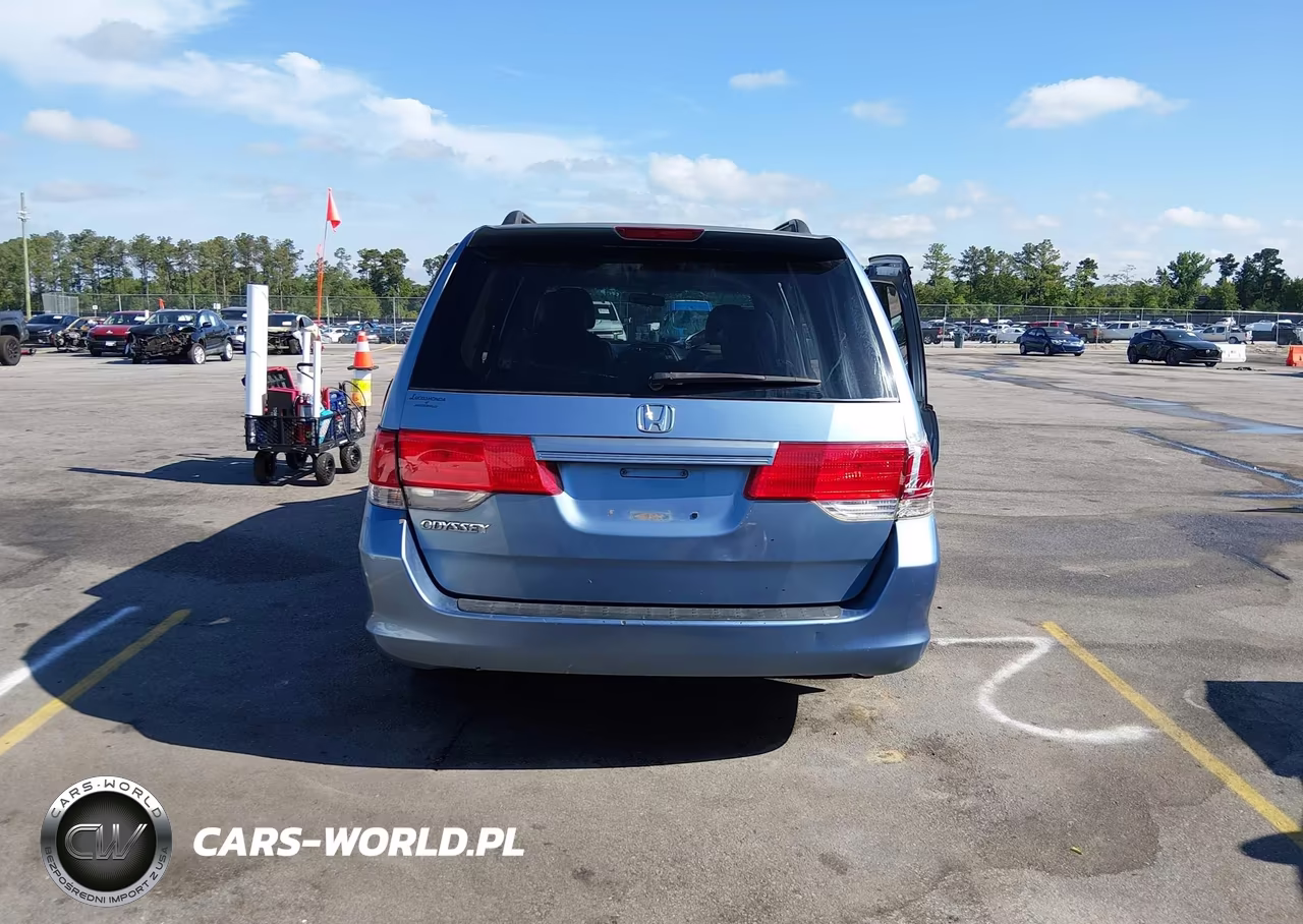 2008 Honda Odyssey Ex VIN:5FNRL38418B059188 - 17