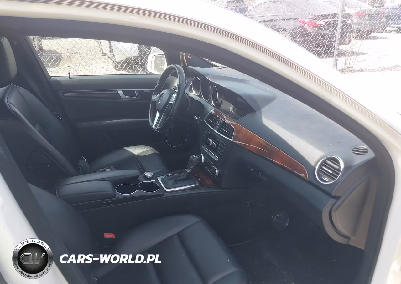2012 Mercedes-Benz C 300 Sport 4Matic VIN:WDDGF8BB4CA694741 - 5
