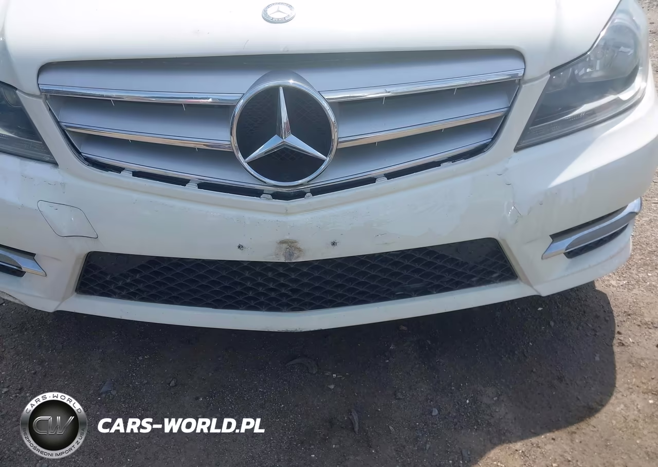 2012 Mercedes-Benz C 300 Sport 4Matic VIN:WDDGF8BB4CA694741 - 6