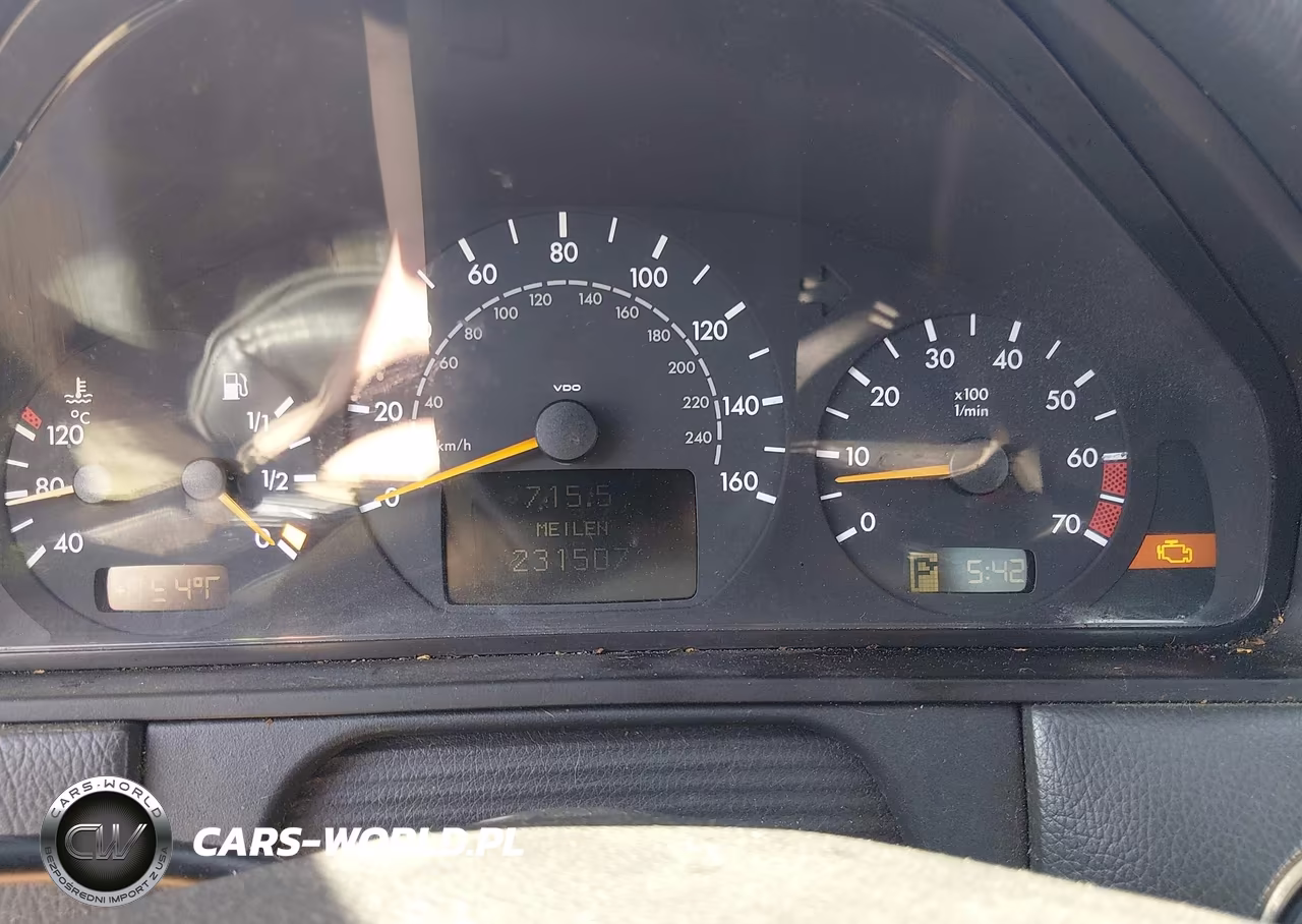 2001 Mercedes-Benz E 320 VIN:WDBJF65J61B266778 - 7