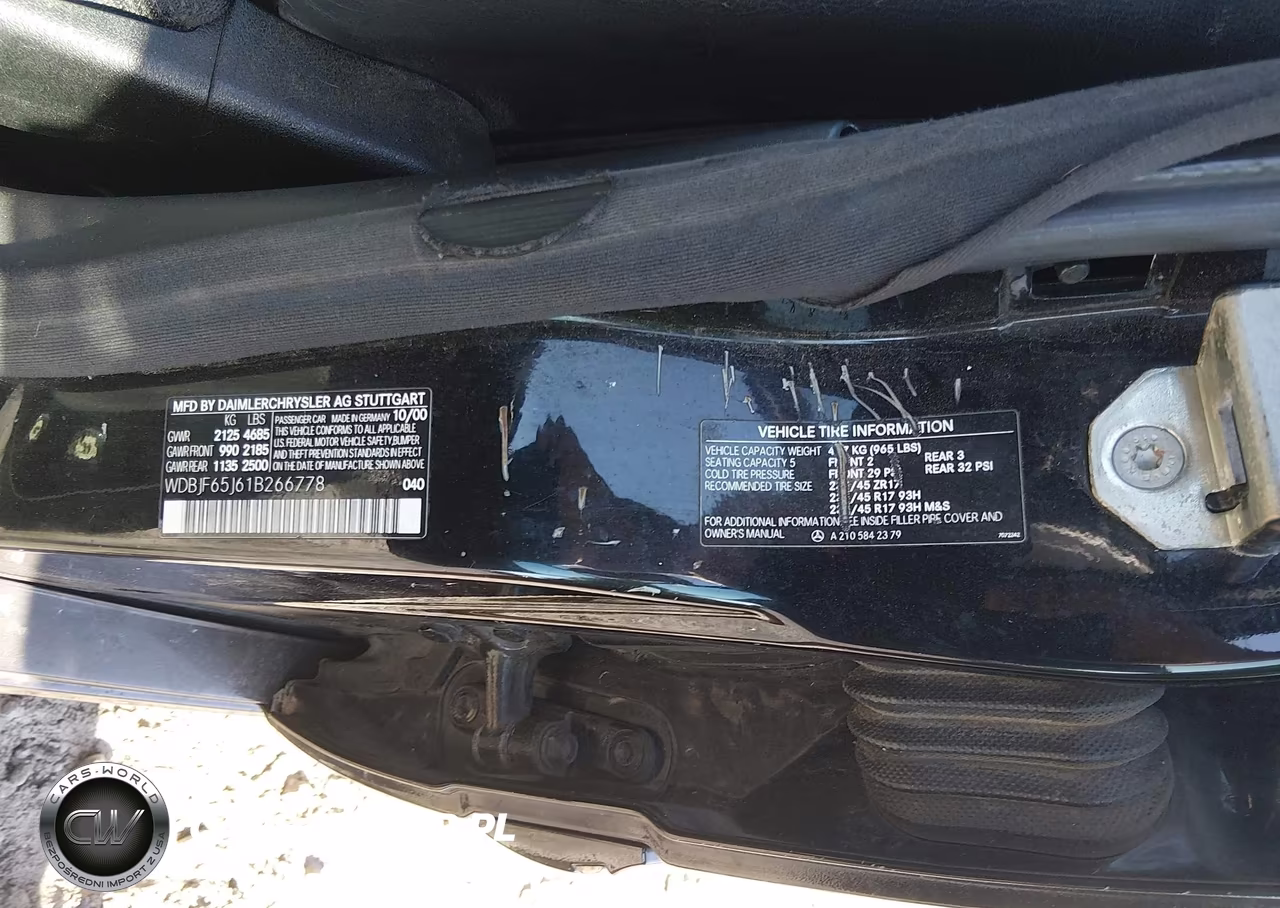 2001 Mercedes-Benz E 320 VIN:WDBJF65J61B266778 - 9