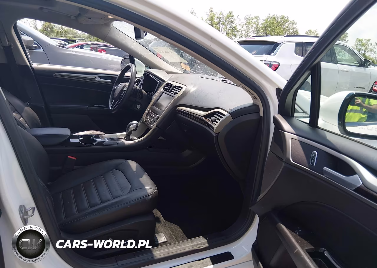 2016 Ford Fusion Se VIN:3FA6P0T93GR373047 - 5