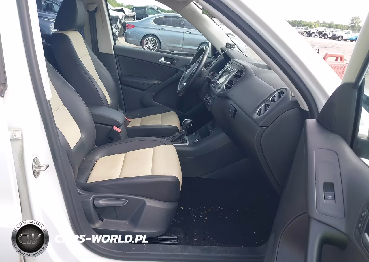 2016 Volkswagen Tiguan S VIN:WVGAV7AX3GW580261 - 5