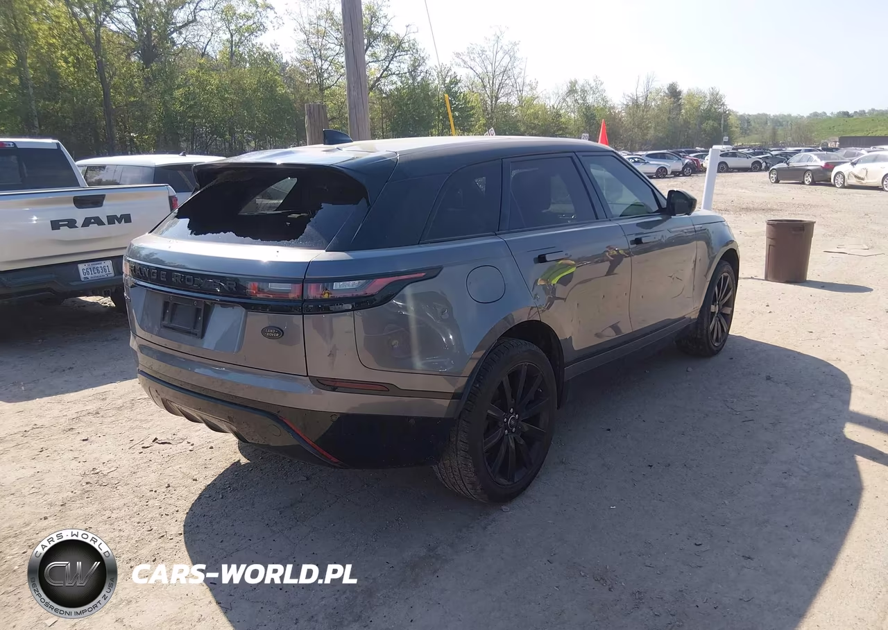 2018 Land Rover Range Rover Velar P250 Se R-Dynamic VIN:SALYL2RX4JA767036 - 4