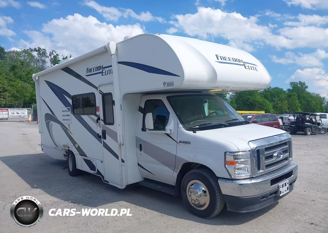 2022 Ford E-350 Cutaway