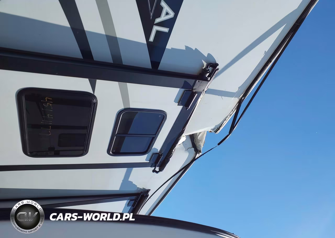 2022 Coachmen Other VIN:5ZT3CH1B1NA328000 - 13