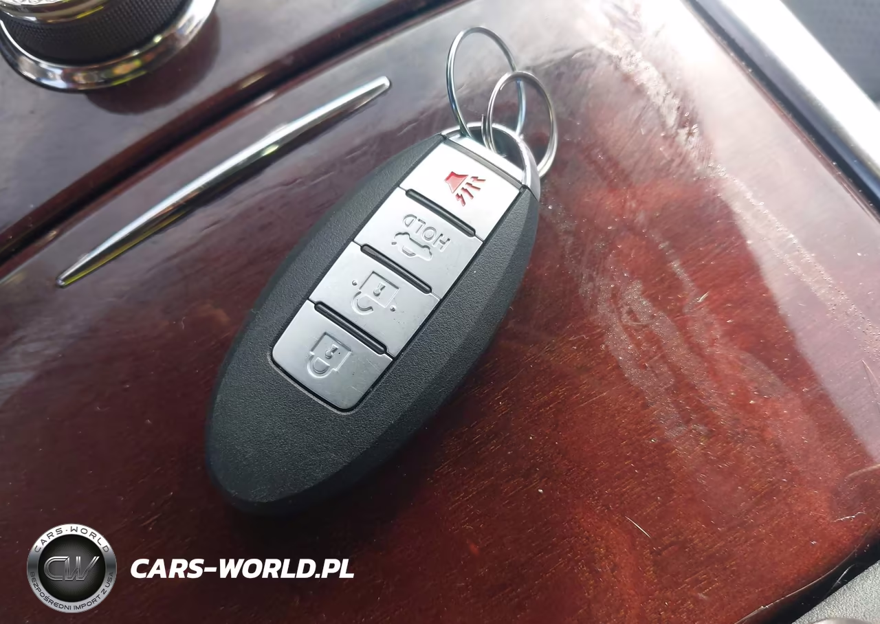 2018 Infiniti Q70 3.7 Luxe VIN:JN1BY1AP2JM181117 - 11