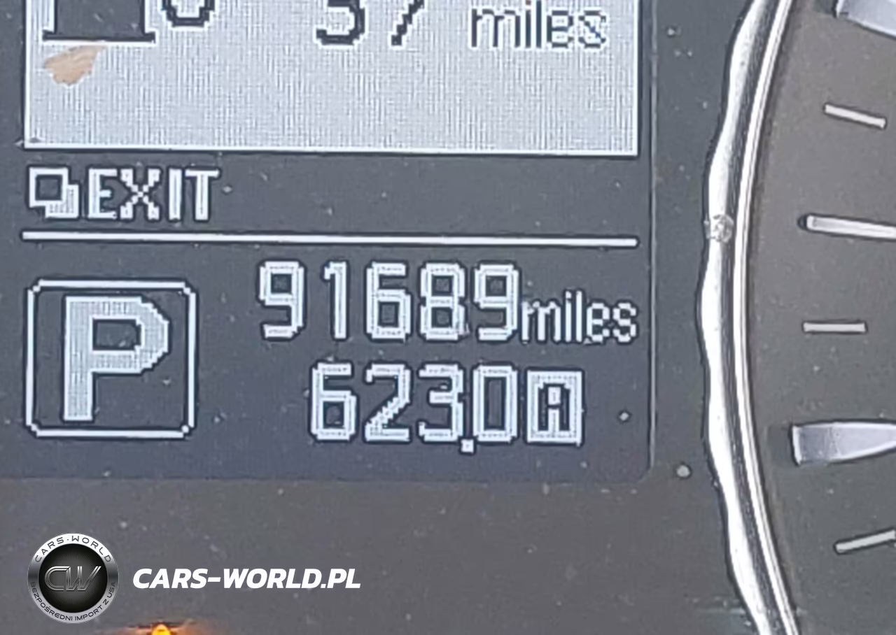 2018 Infiniti Q70 3.7 Luxe VIN:JN1BY1AP2JM181117 - 15