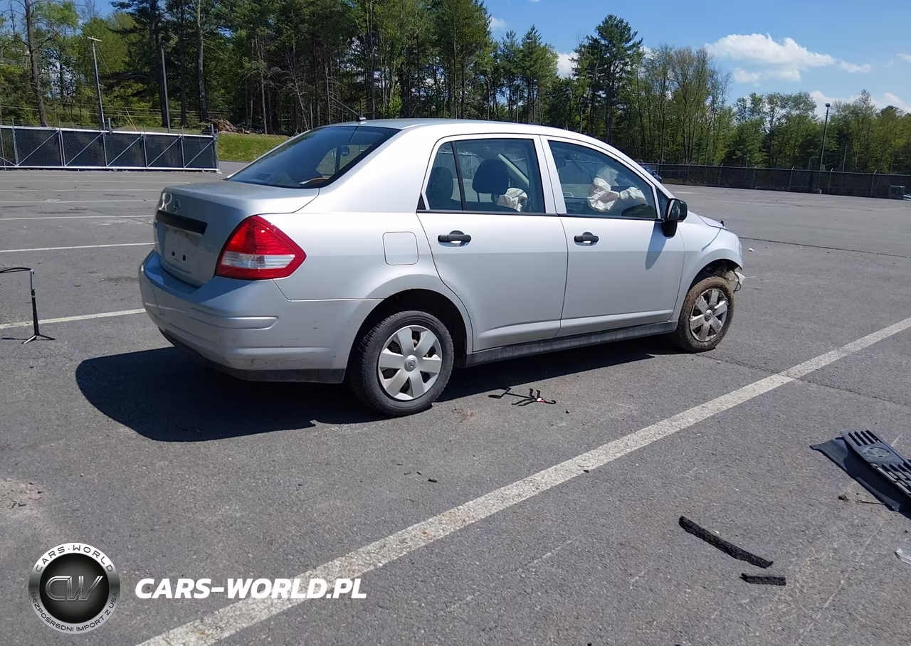 2011 Nissan Versa 1.6 VIN:3N1CC1AP6BL390505 - 4