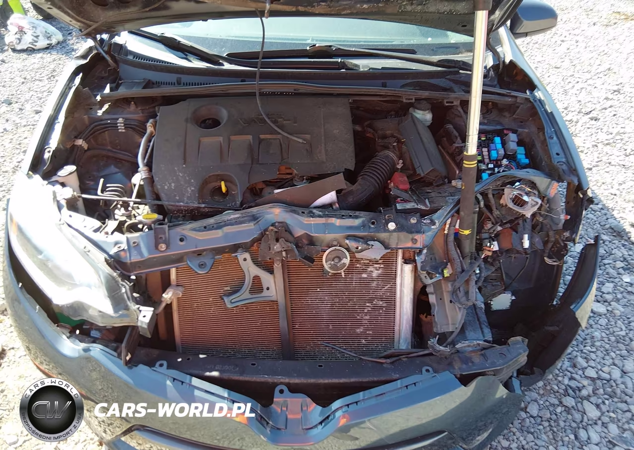 2015 Toyota Corolla Le VIN:2T1BURHE5FC460206 - 10