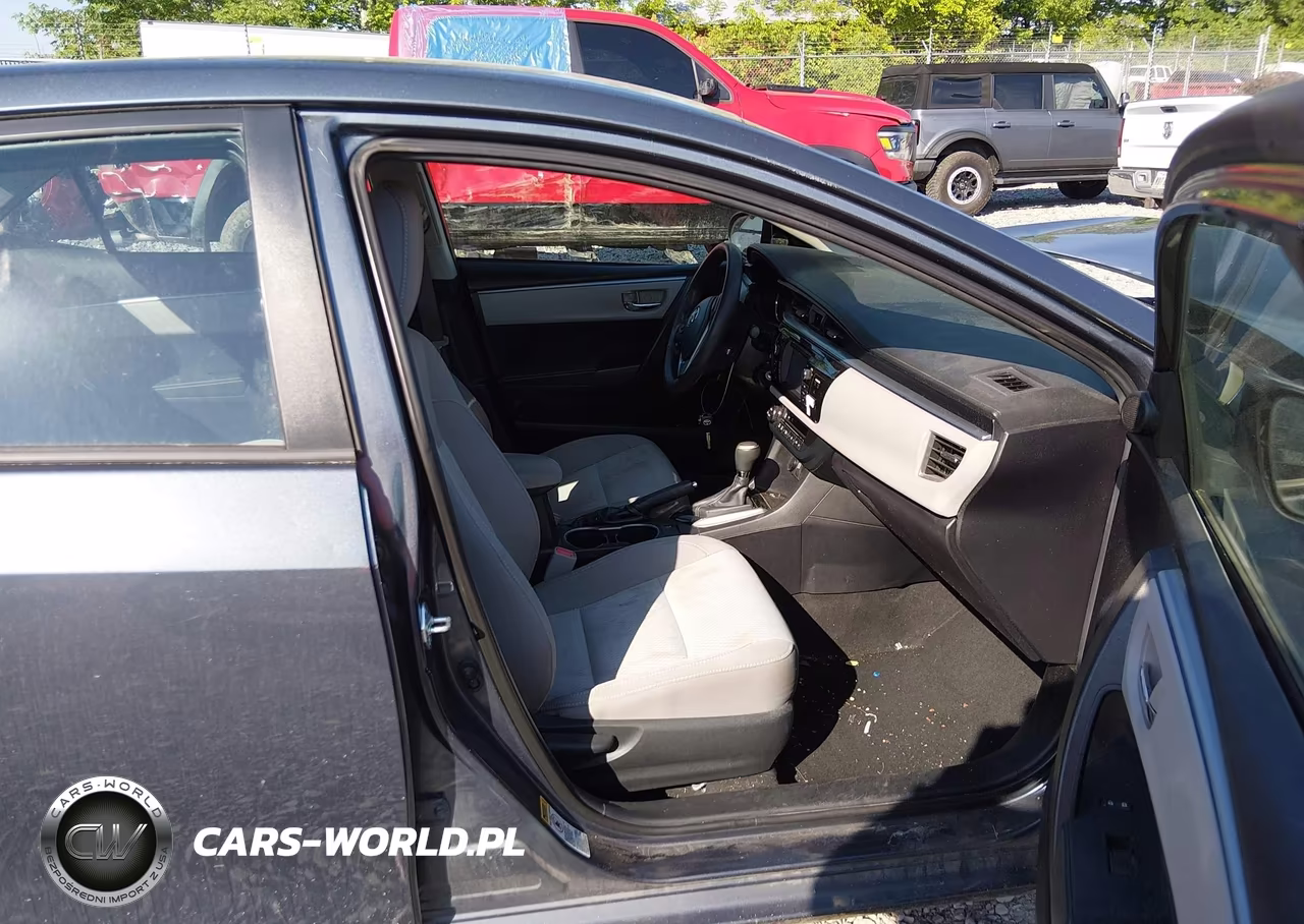 2015 Toyota Corolla Le VIN:2T1BURHE5FC460206 - 5