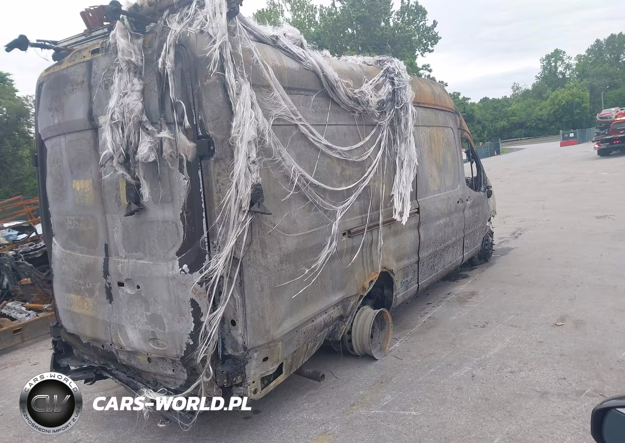 2022 Ford Transit-350 Cargo Van VIN:1FTBF4XG2NKA18075 - 4
