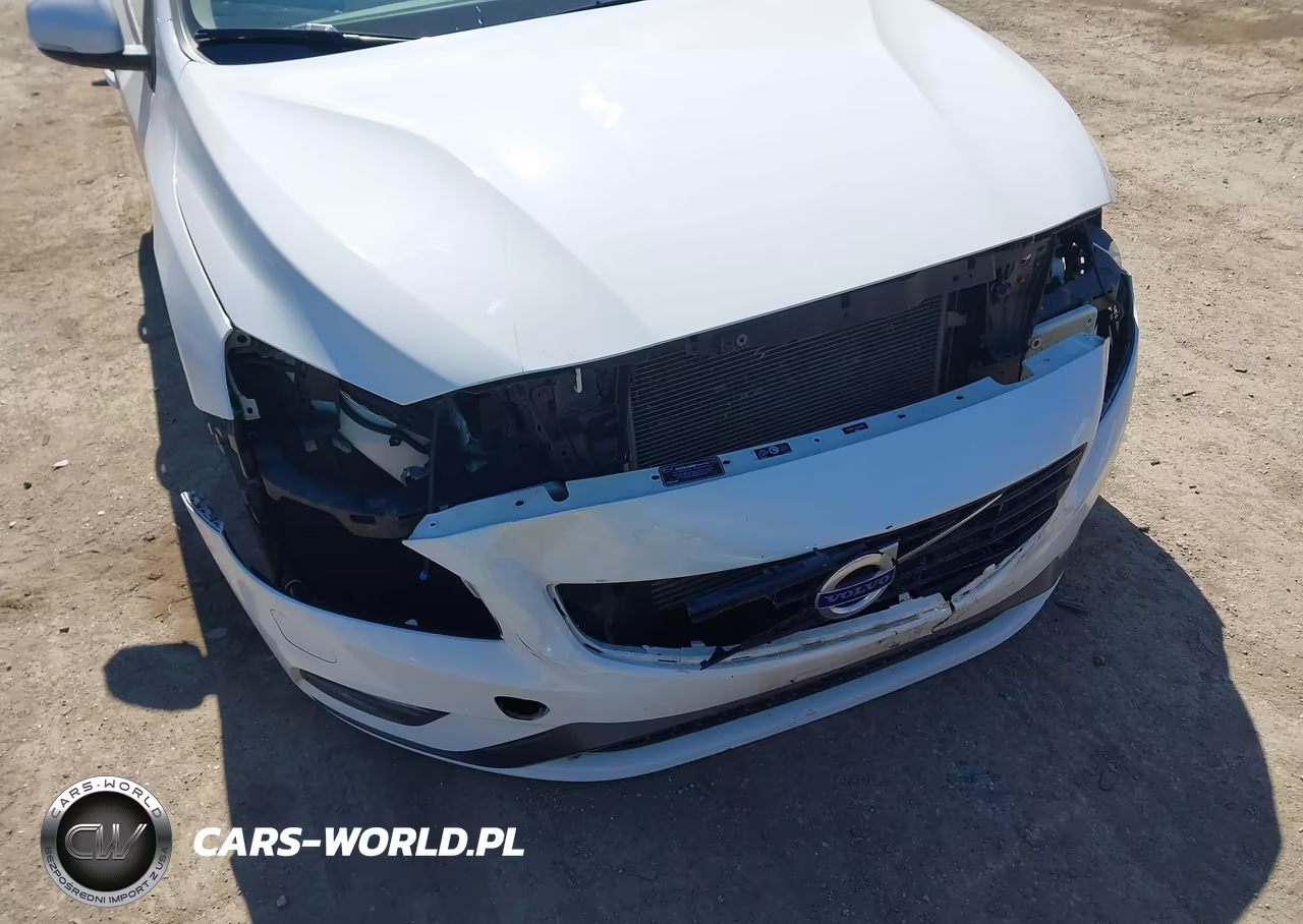 2018 Volvo S60 T5 Dynamic VIN:YV126MFL8J2454240 - 18