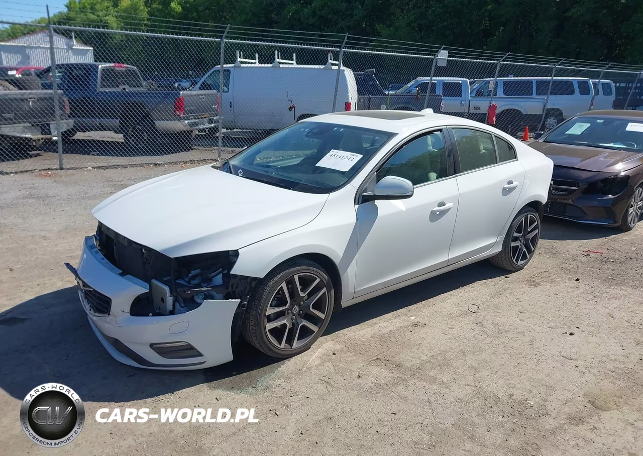 2018 Volvo S60 T5 Dynamic VIN:YV126MFL8J2454240 - 2