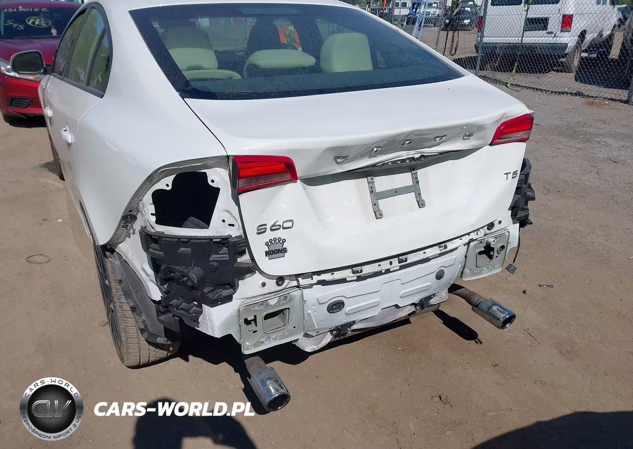 2018 Volvo S60 T5 Dynamic VIN:YV126MFL8J2454240 - 6