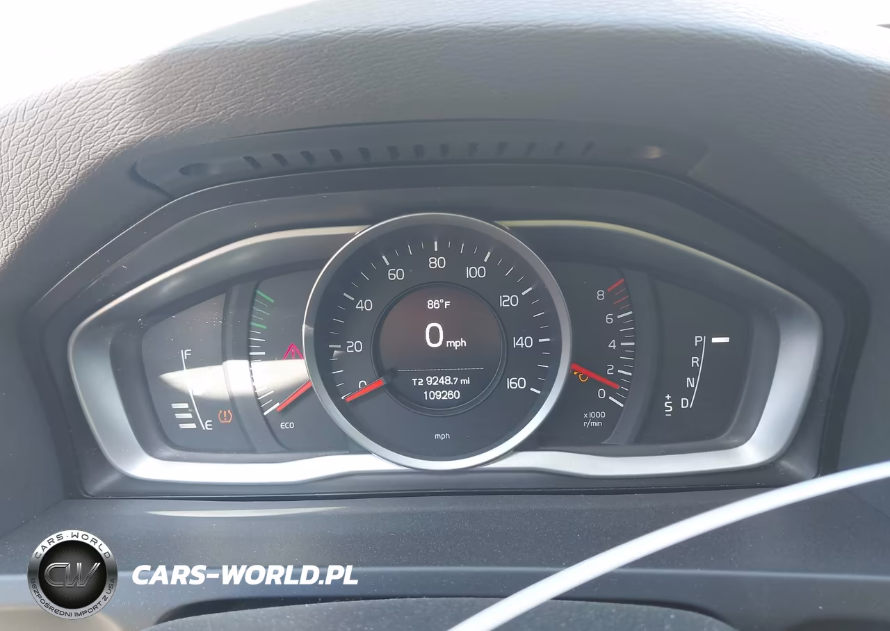 2018 Volvo S60 T5 Dynamic VIN:YV126MFL8J2454240 - 7
