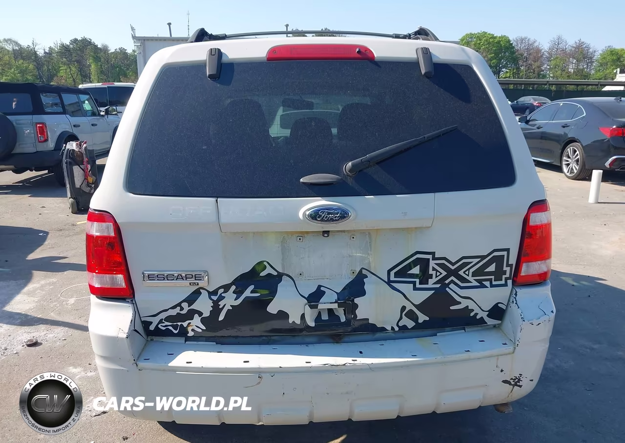 2011 Ford Escape Xlt VIN:1FMCU9D78BKA73259 - 6