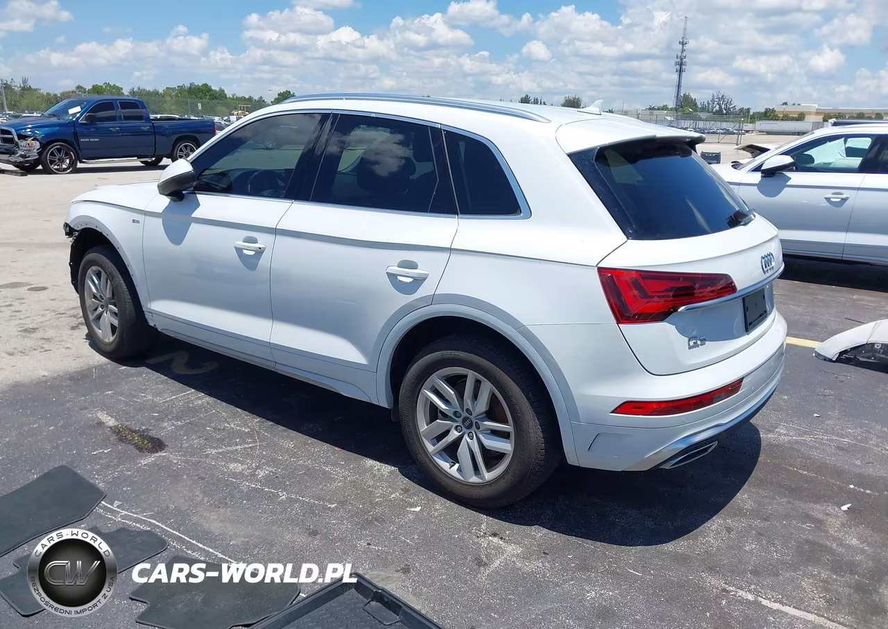 2023 Audi Q5 Premium 45 Tfsi S Line Quattro VIN:WA1GAAFY9P2002272 - 3
