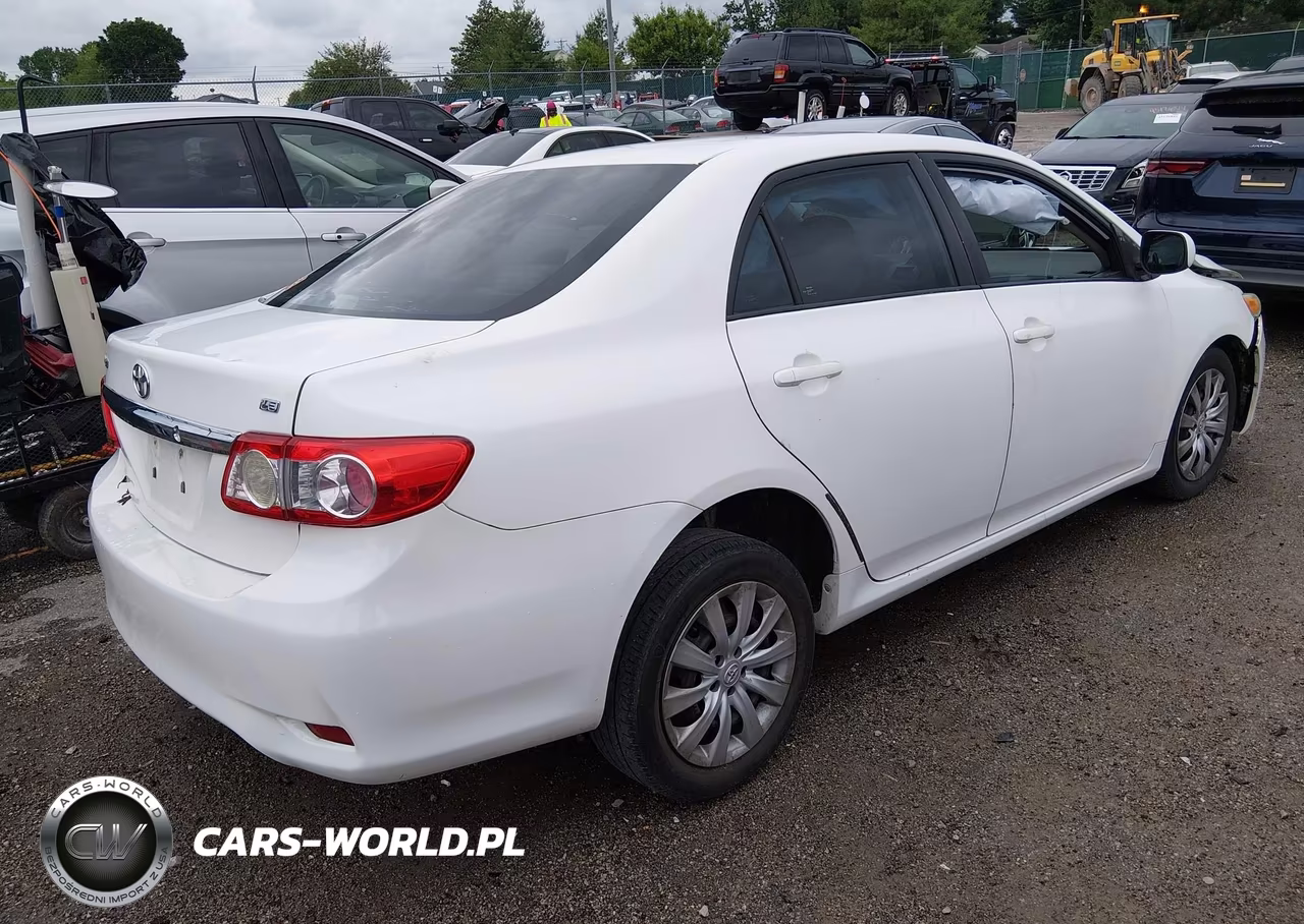 2012 Toyota Corolla Le VIN:2T1BU4EE0CC766314 - 4