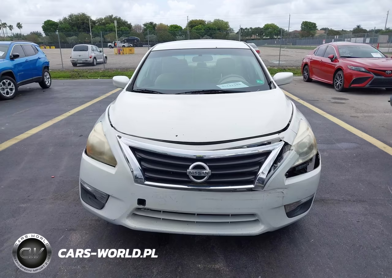 2015 Nissan Altima 2.5 S VIN:1N4AL3AP1FC592997 - 12