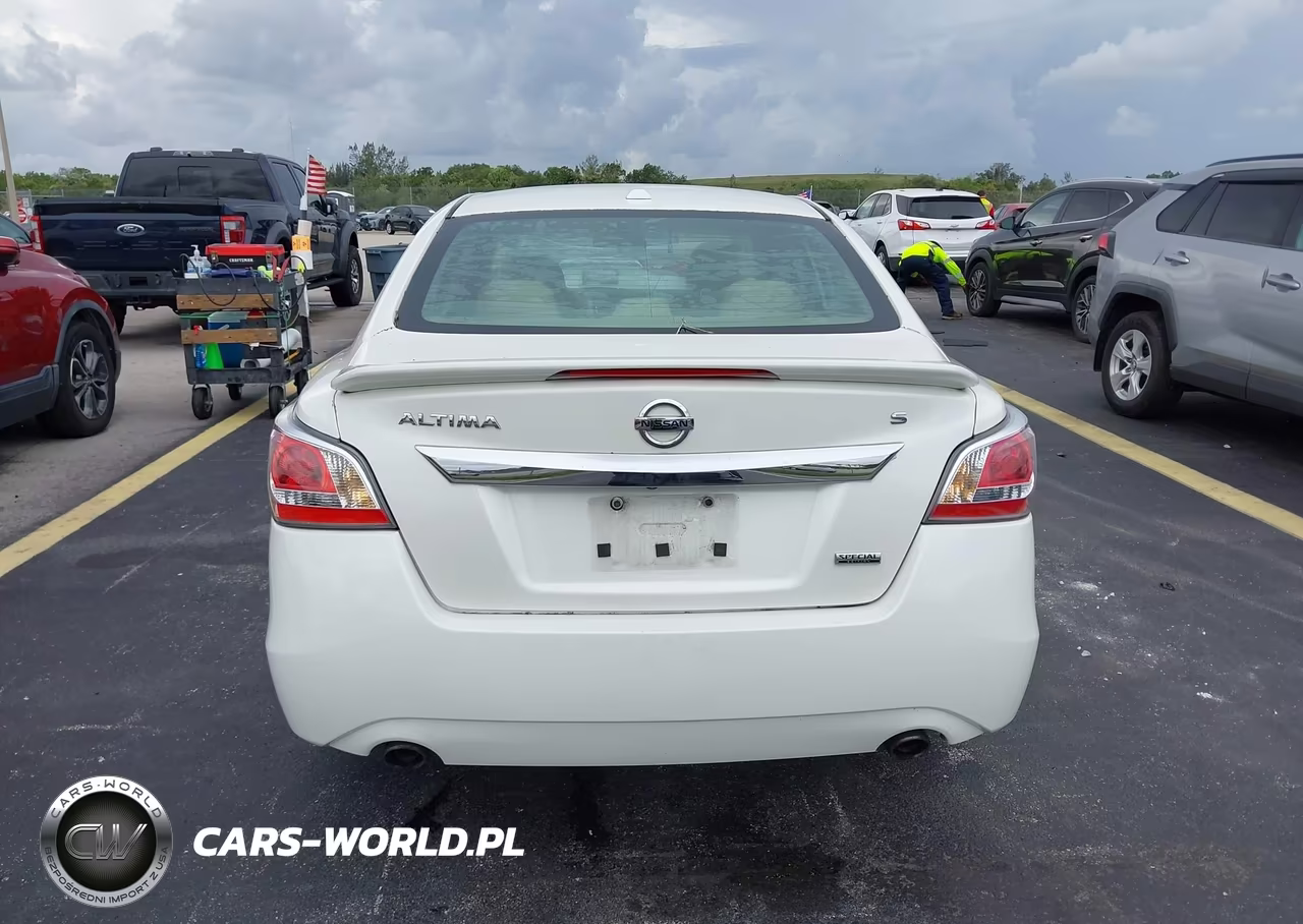 2015 Nissan Altima 2.5 S VIN:1N4AL3AP1FC592997 - 16