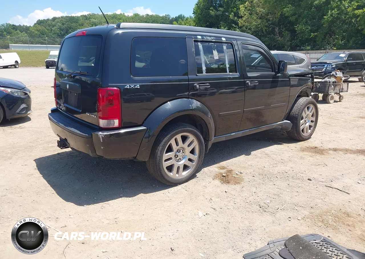 2010 Dodge Nitro Heat VIN:1D4PU4GK1AW165381 - 4