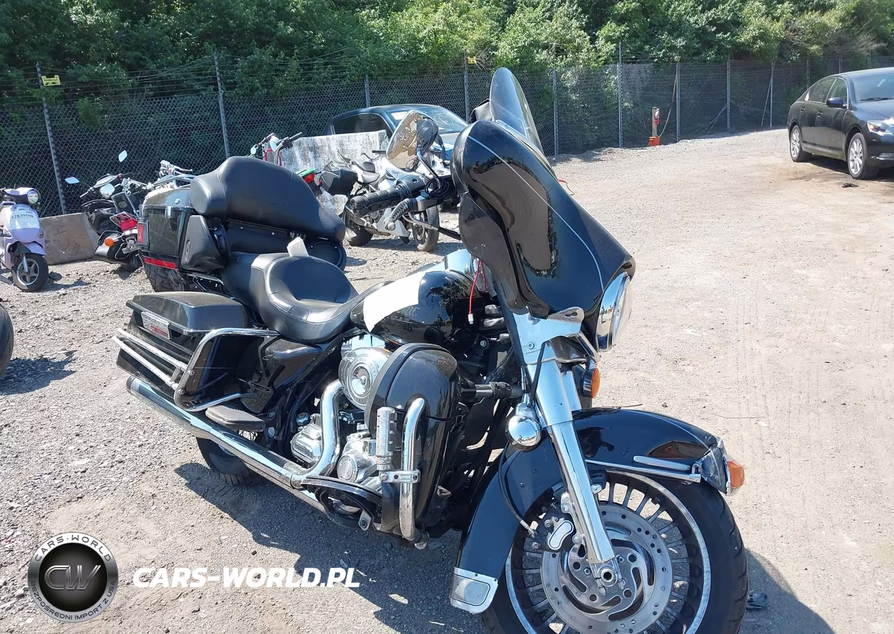 2007 Harley-Davidson Flhtcui VIN:1HD1FC4157Y627875 - 1