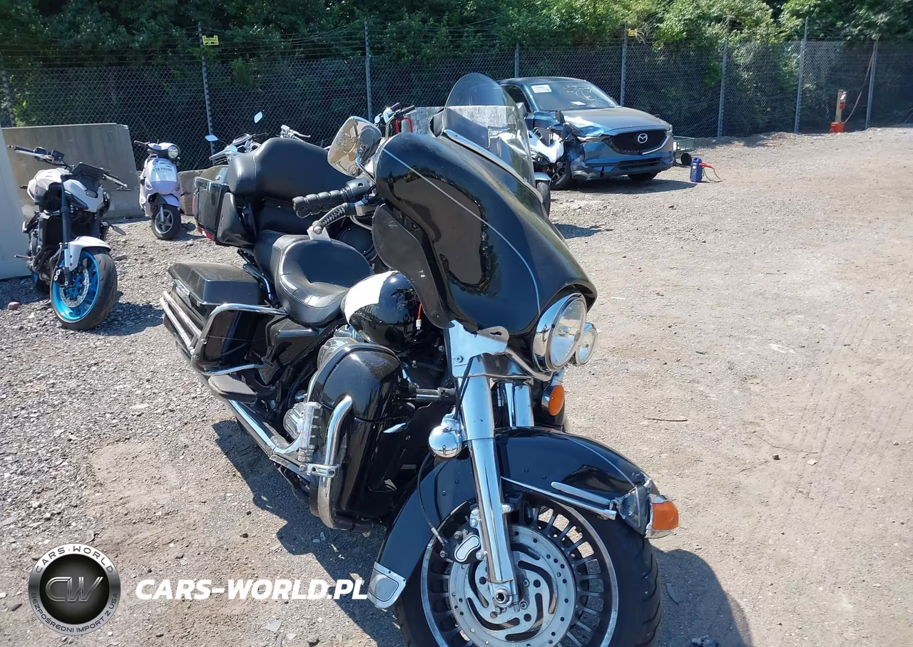 2007 Harley-Davidson Flhtcui VIN:1HD1FC4157Y627875 - 15