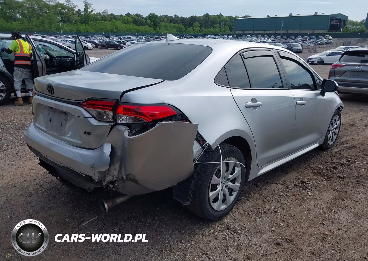 2020 Toyota Corolla Le VIN:5YFEPRAE6LP055353 - 4