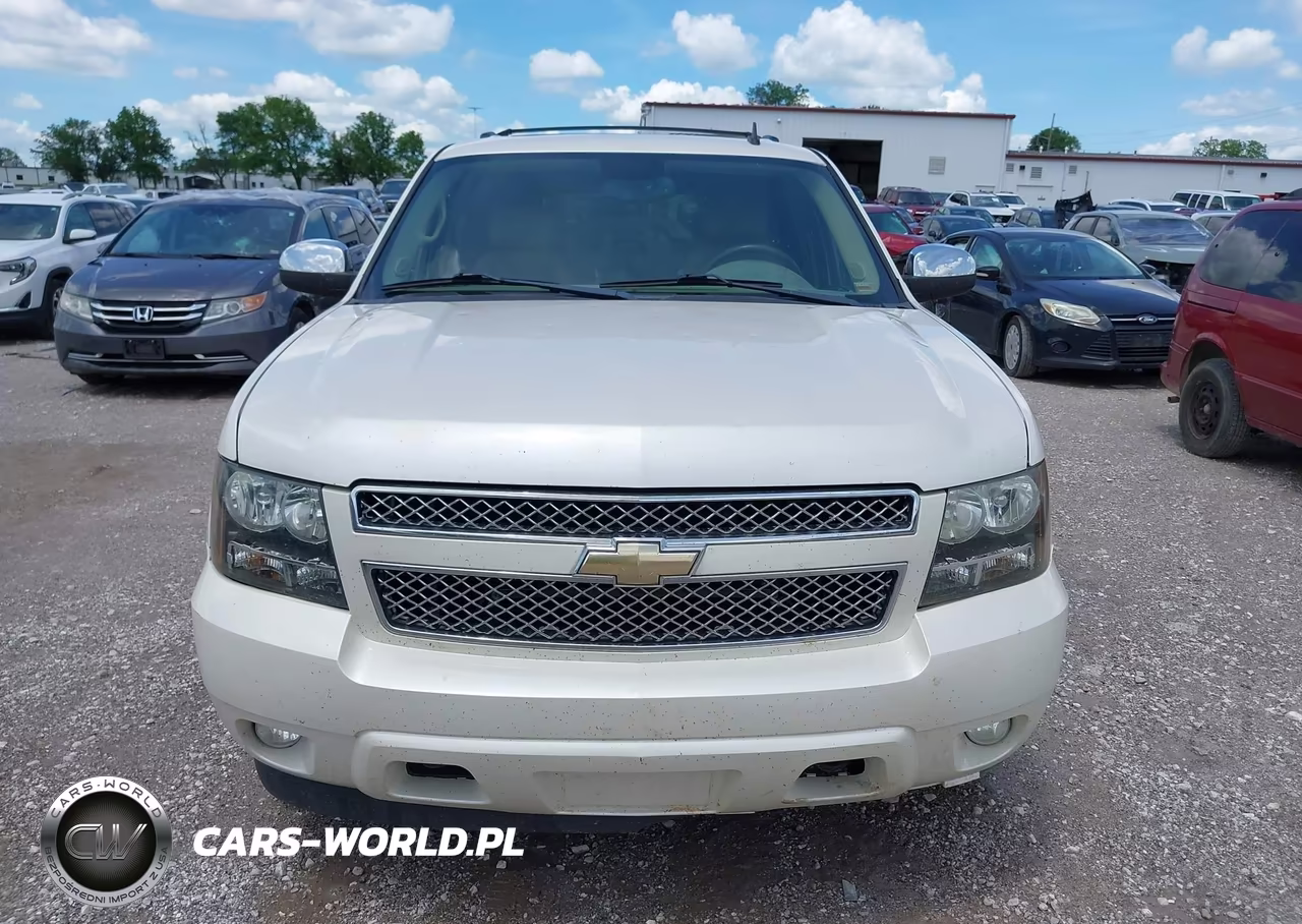 2010 Chevrolet Tahoe Ltz VIN:1GNUKCE04AR175166 - 12
