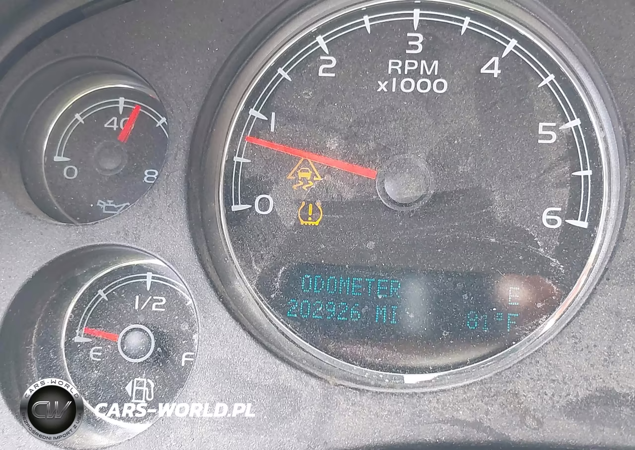 2010 Chevrolet Tahoe Ltz VIN:1GNUKCE04AR175166 - 15