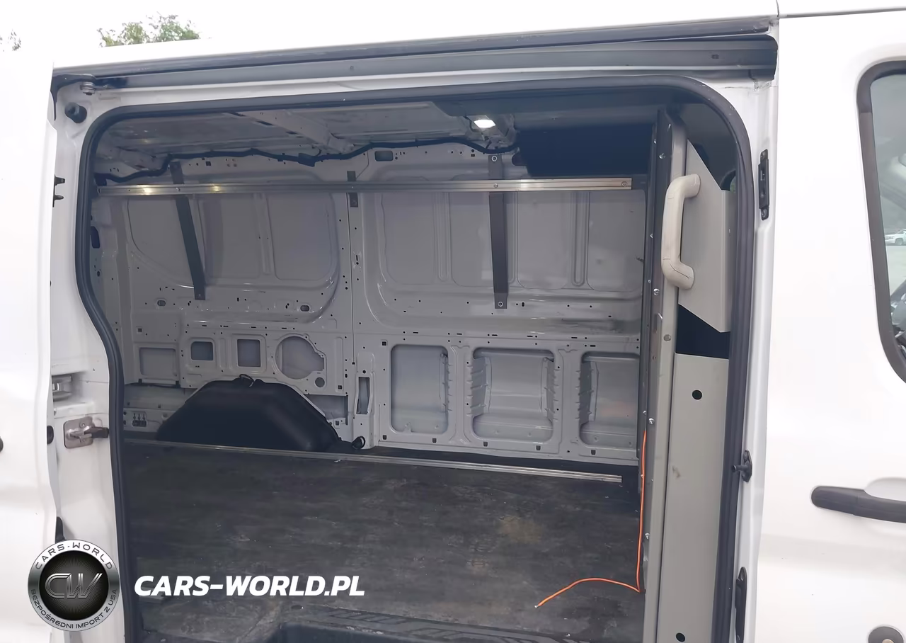 2019 Ford Transit-150 VIN:1FTYE1YM0KKB28148 - 8