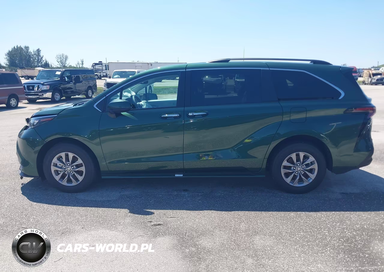 2026 Toyota Sienna Xle VIN:5TDYRKECXTS293589 - 15