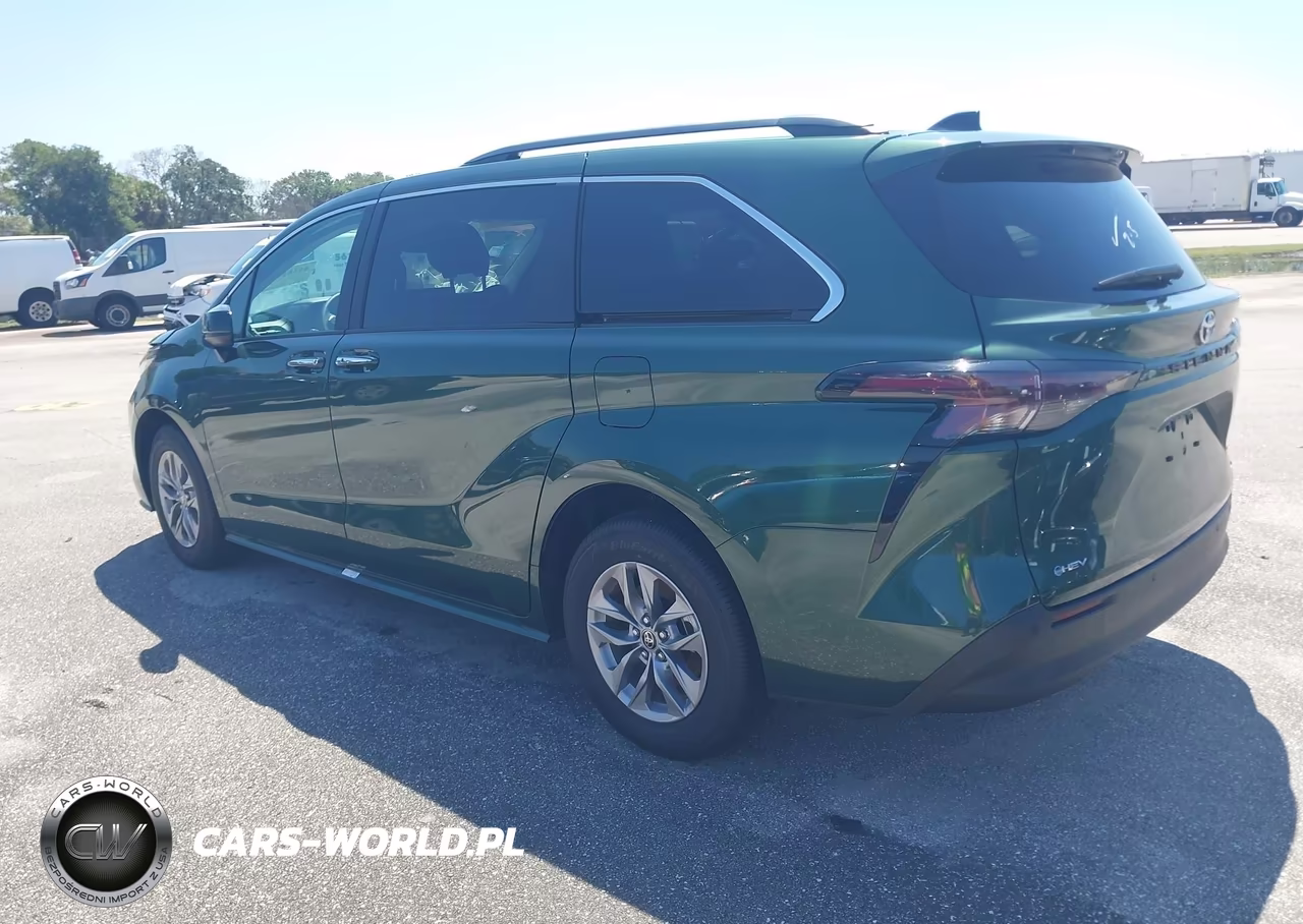 2026 Toyota Sienna Xle VIN:5TDYRKECXTS293589 - 3