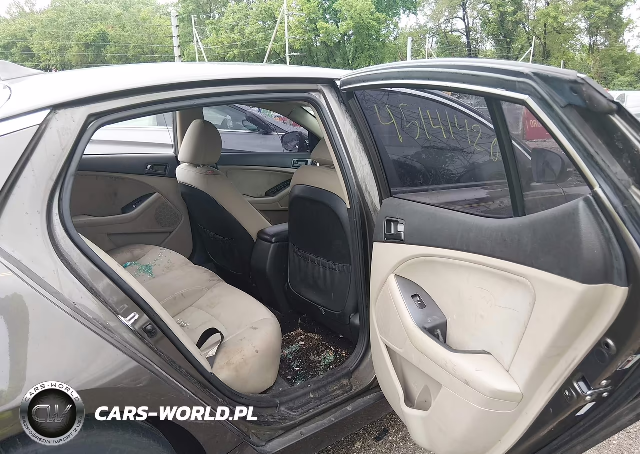2013 Kia Optima Lx VIN:5XXGM4A70DG179098 - 8