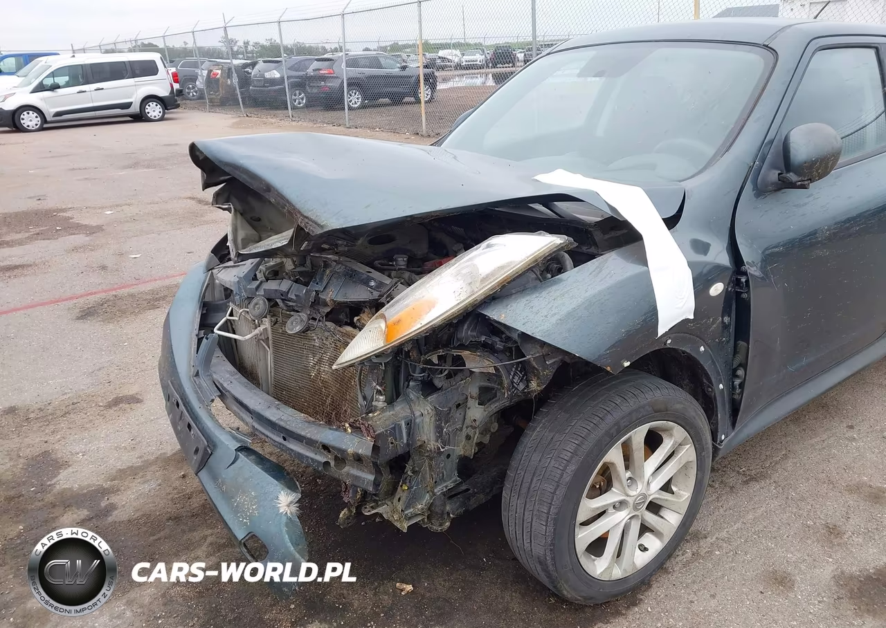 2013 Nissan Juke S VIN:JN8AF5MR1DT218207 - 6