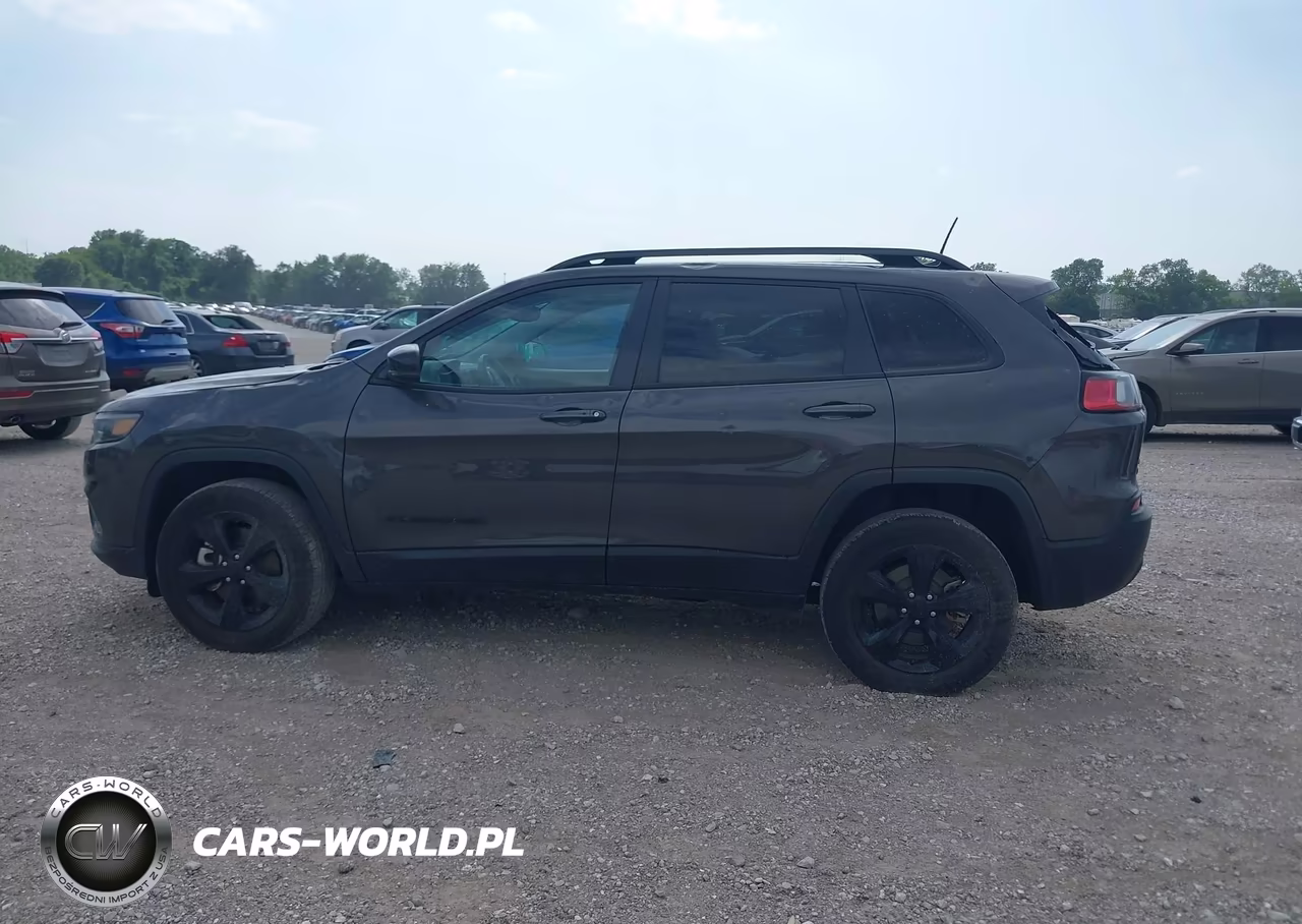 2023 Jeep Cherokee Altitude Lux 4X4 VIN:1C4PJMMB5PD105330 - 14